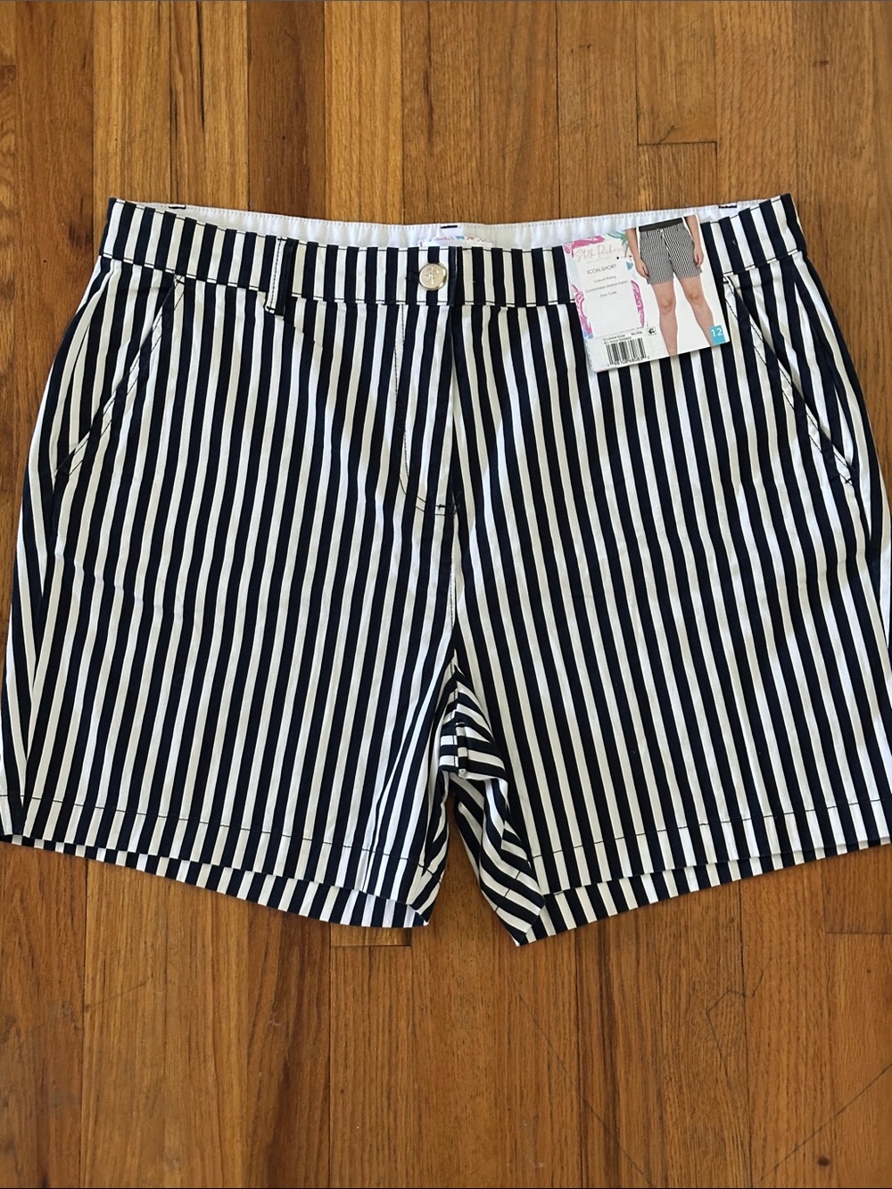 Stella Parker Women’s Navy Blue Striped Icon Short Size 12 New